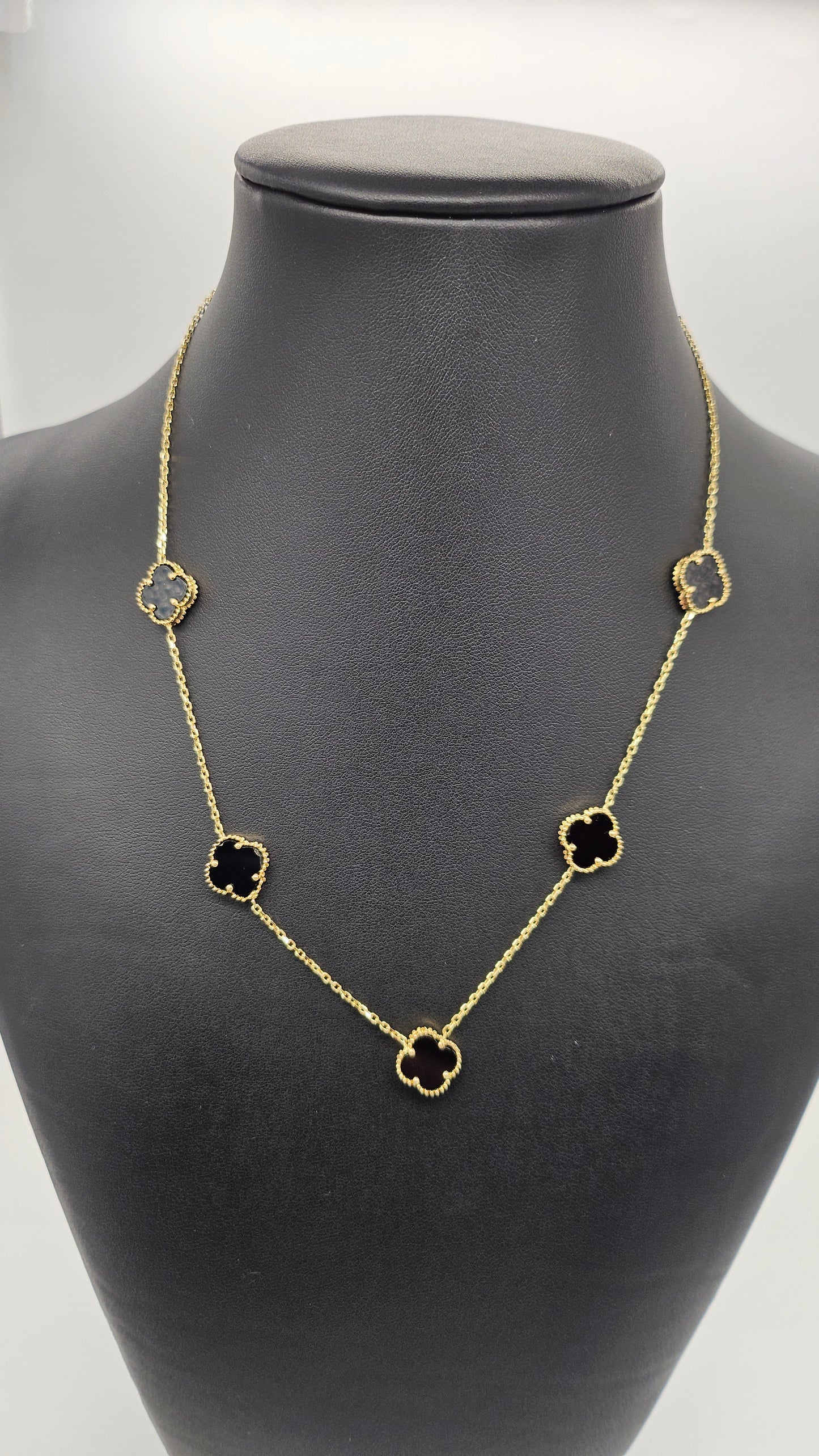 Black flower necklace