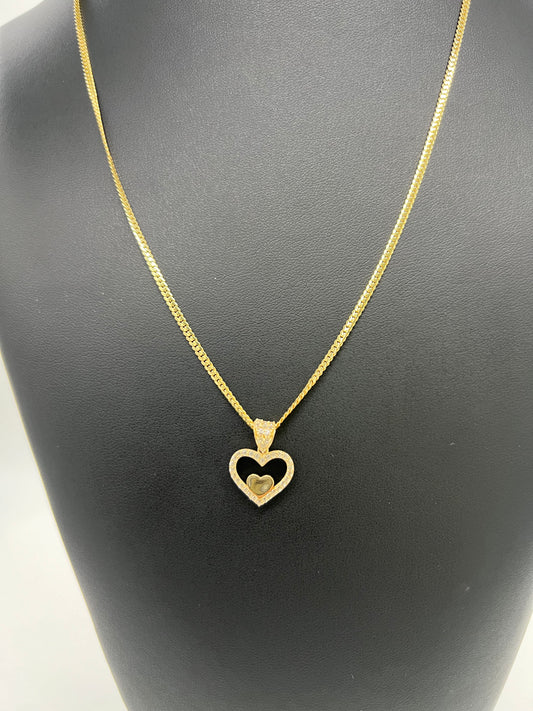 10k Gold | heart charm with Cuban link chain