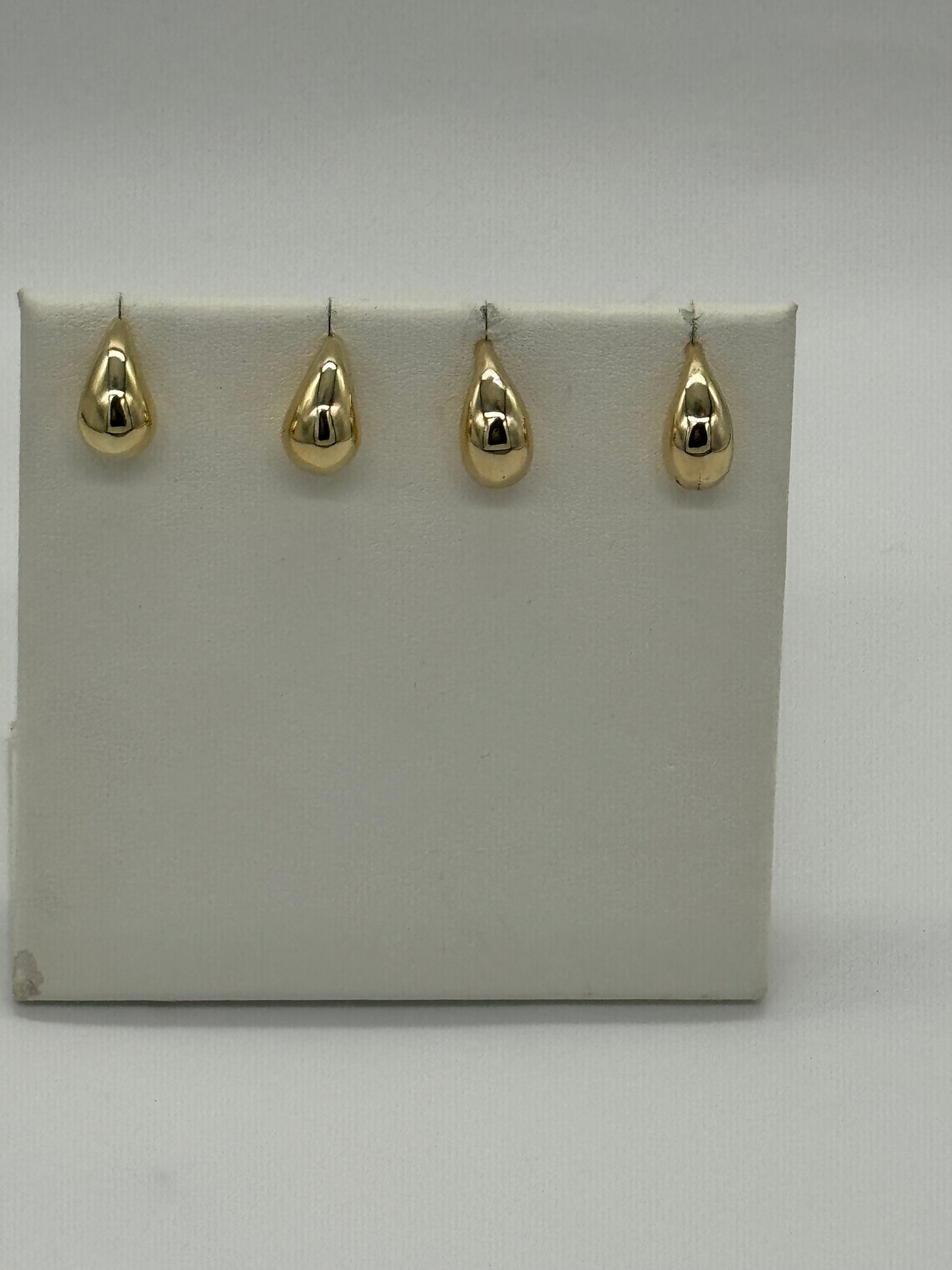 14kt woman earrings