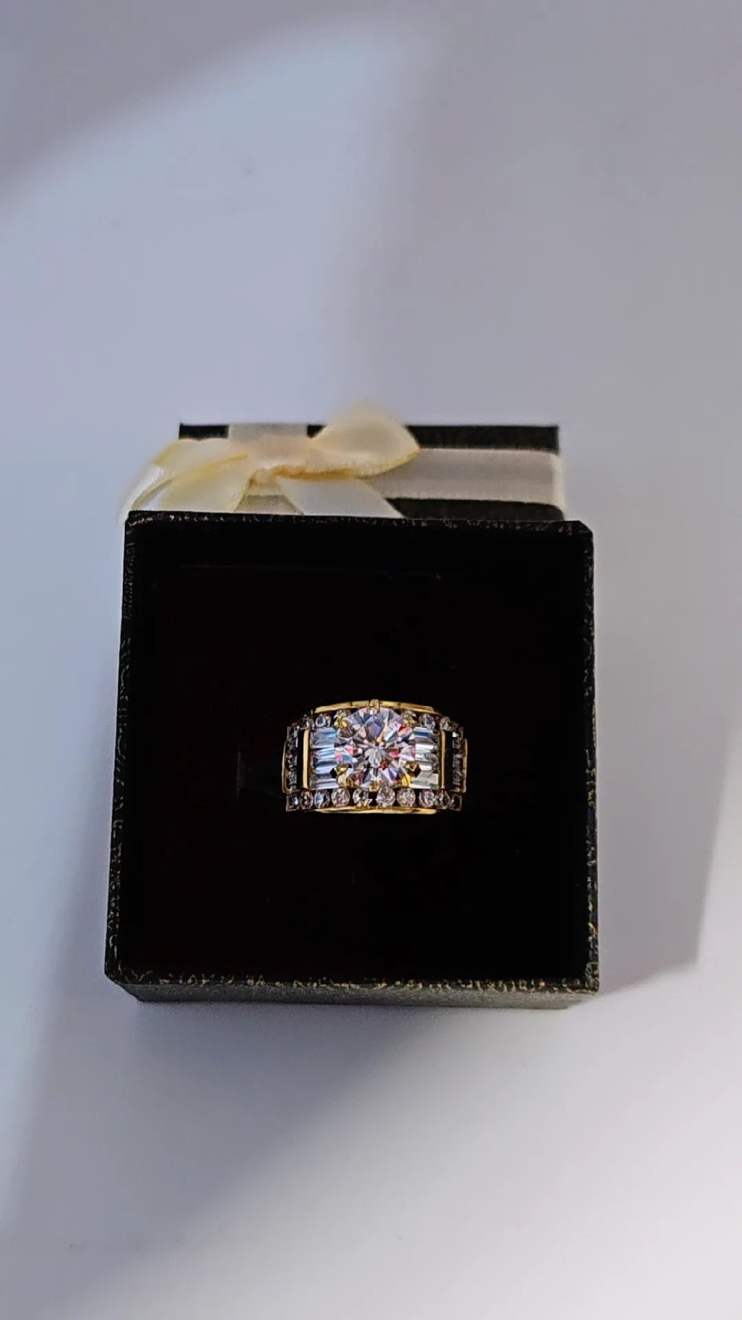 Solitaire ring