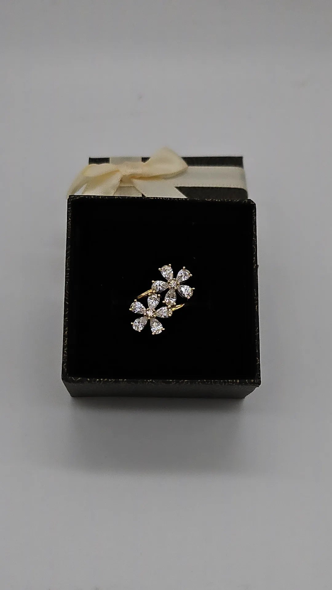 Flower ring