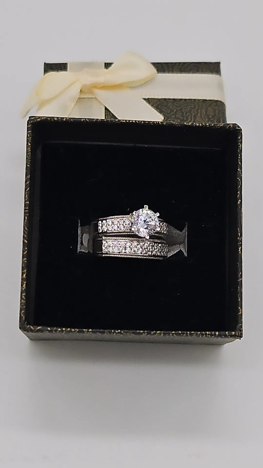 Bands ring