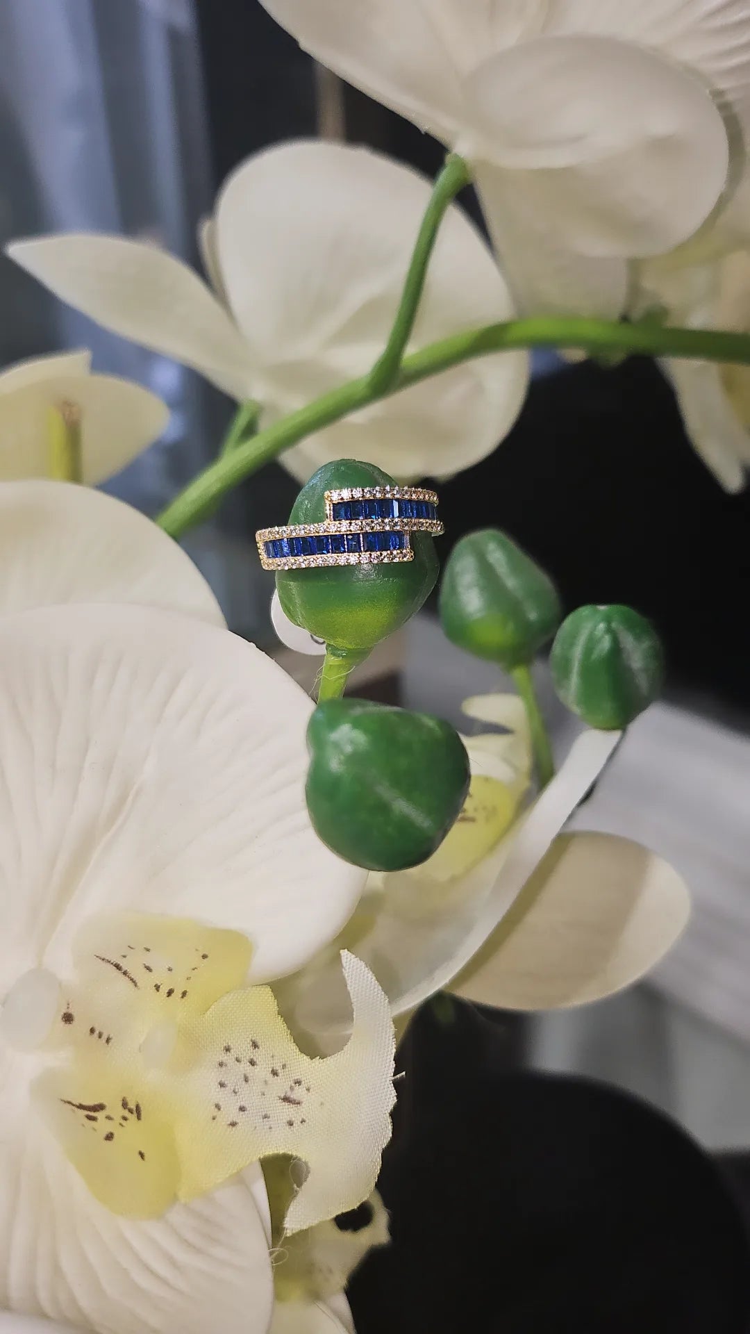 Blue magic ring