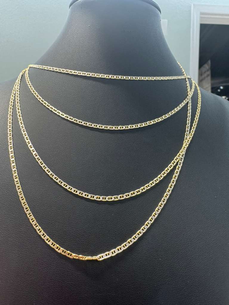 Mariners link chain
