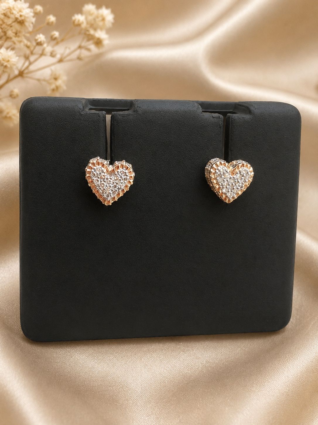 10K Yellow Gold Natural Diamond Heart Stud Earrings 0.22 CTW 1.07g