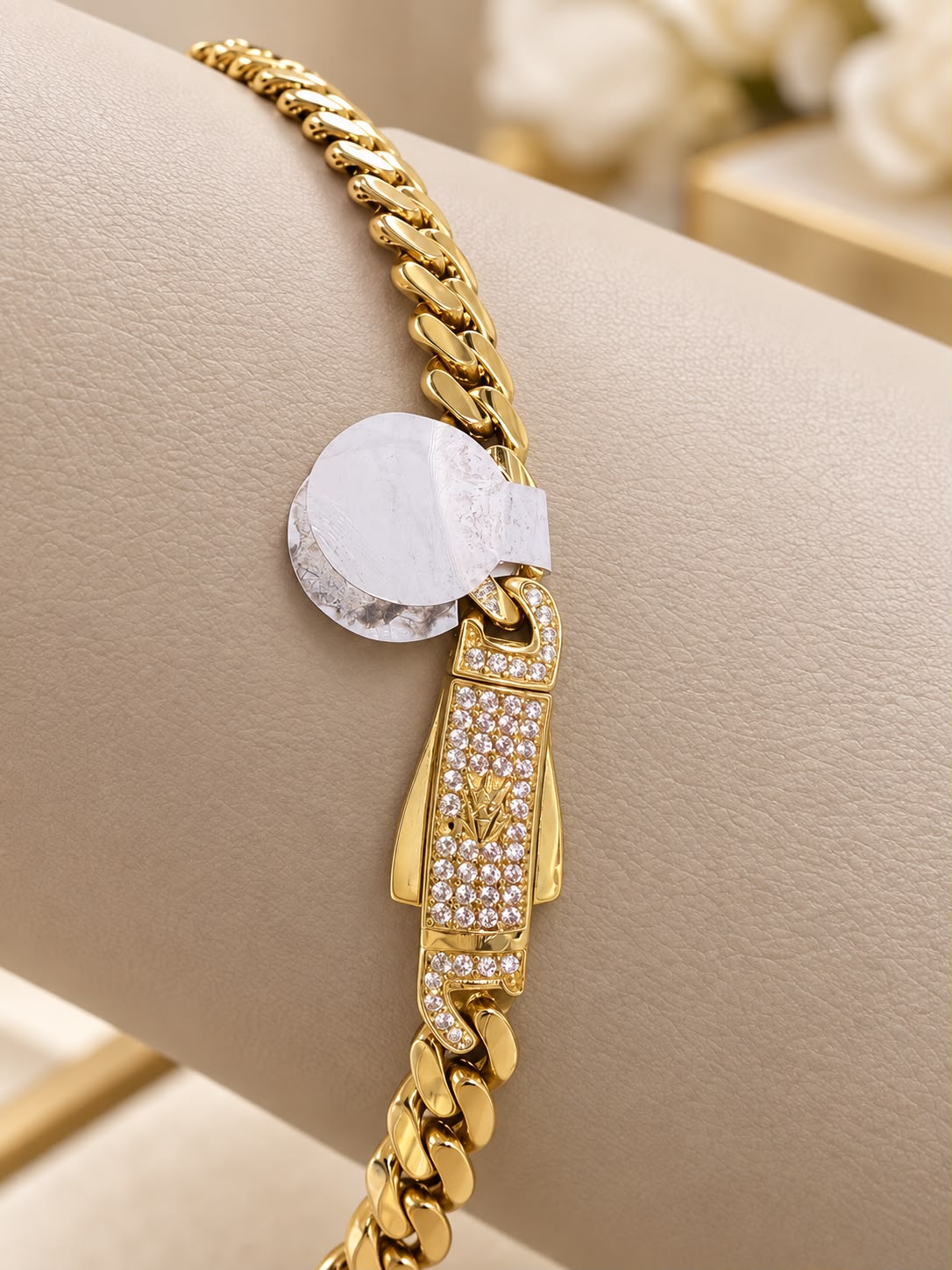 14K Yellow Gold 18” Cuban Link Necklace Black Clover CZ Station Chain