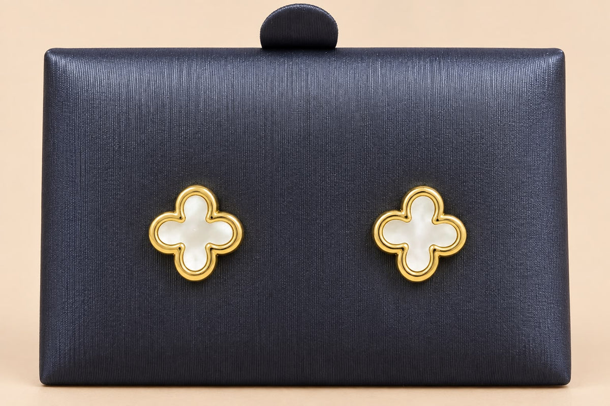 14K Yellow Gold White Flower Stud Earrings – 8.5mm – 1.20 Grams