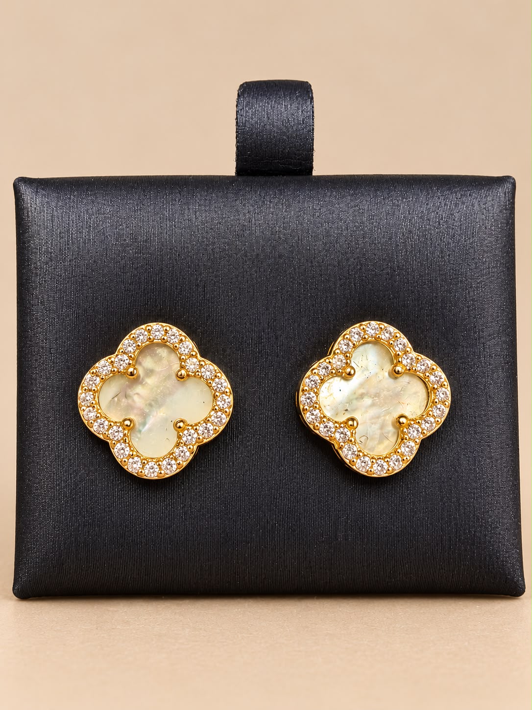 14K Yellow Gold White Flower CZ Stud Earrings – 11.3mm – 3 Grams