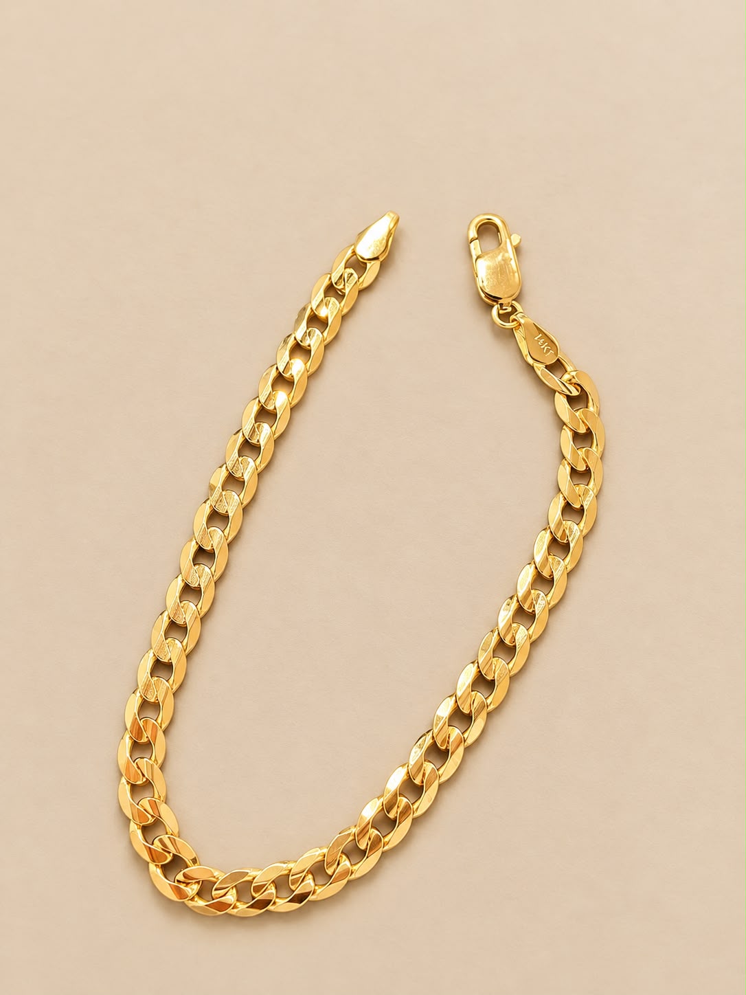 14K Yellow Gold Curb Link Bracelet 8 Inch 4.5mm 4.8 Grams