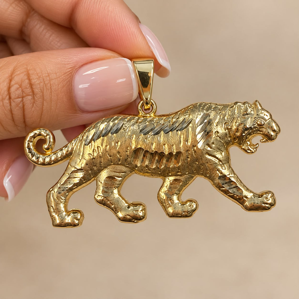 10K Yellow Gold Tiger Pendant