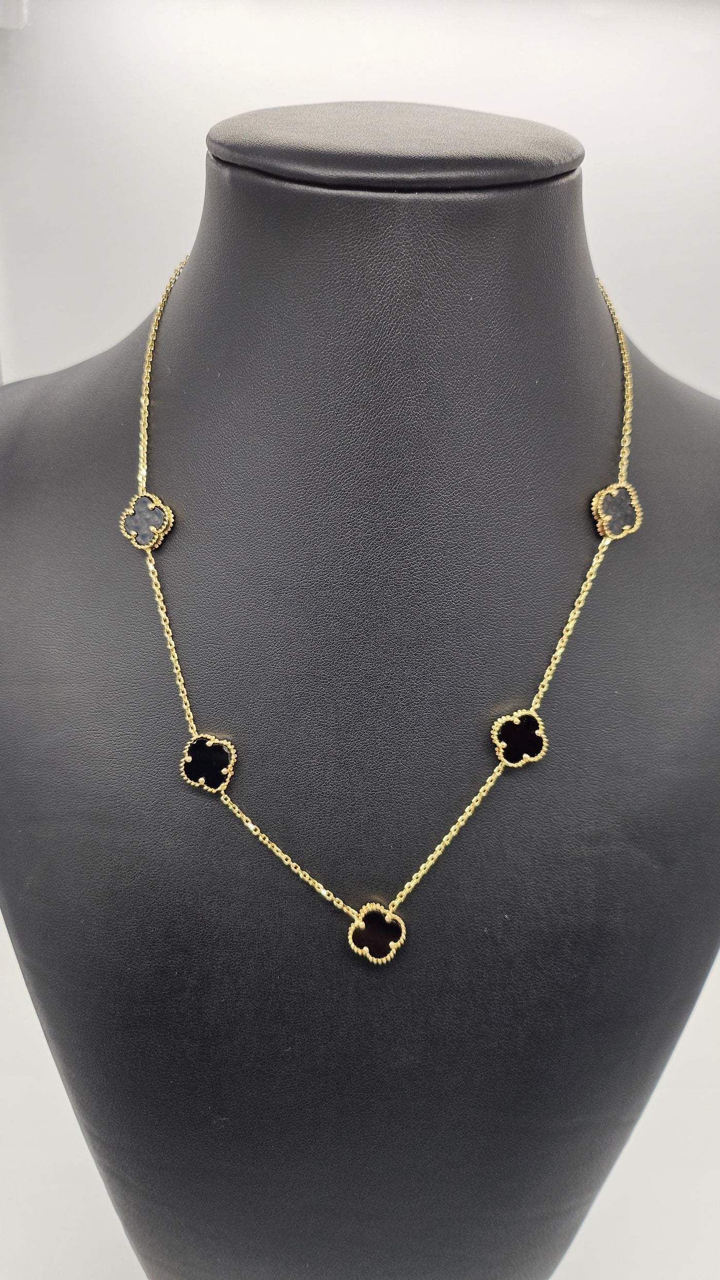 Black flower necklace