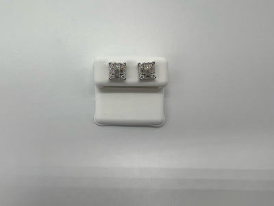 Moissanite diamond on silver earrings