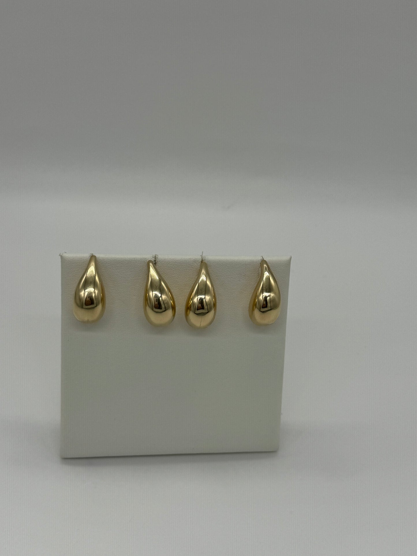 14kt woman earrings