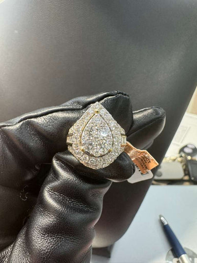 Gold Ring with 3 Carat Diamonds