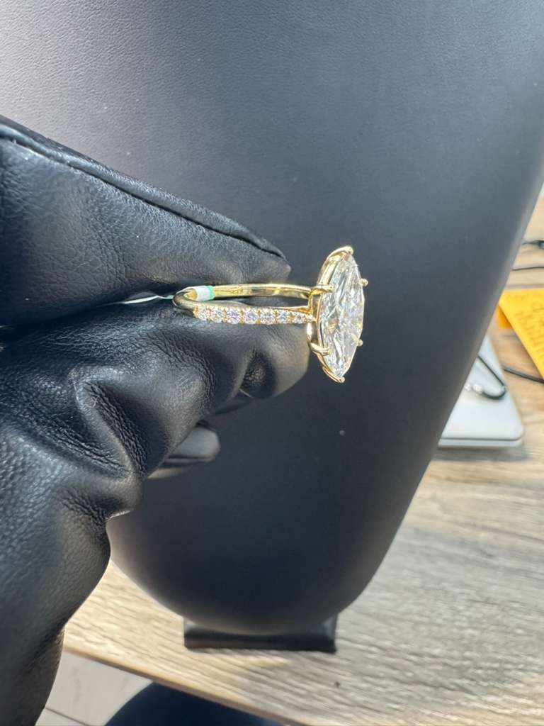 Marquise Elegance Diamond Ring