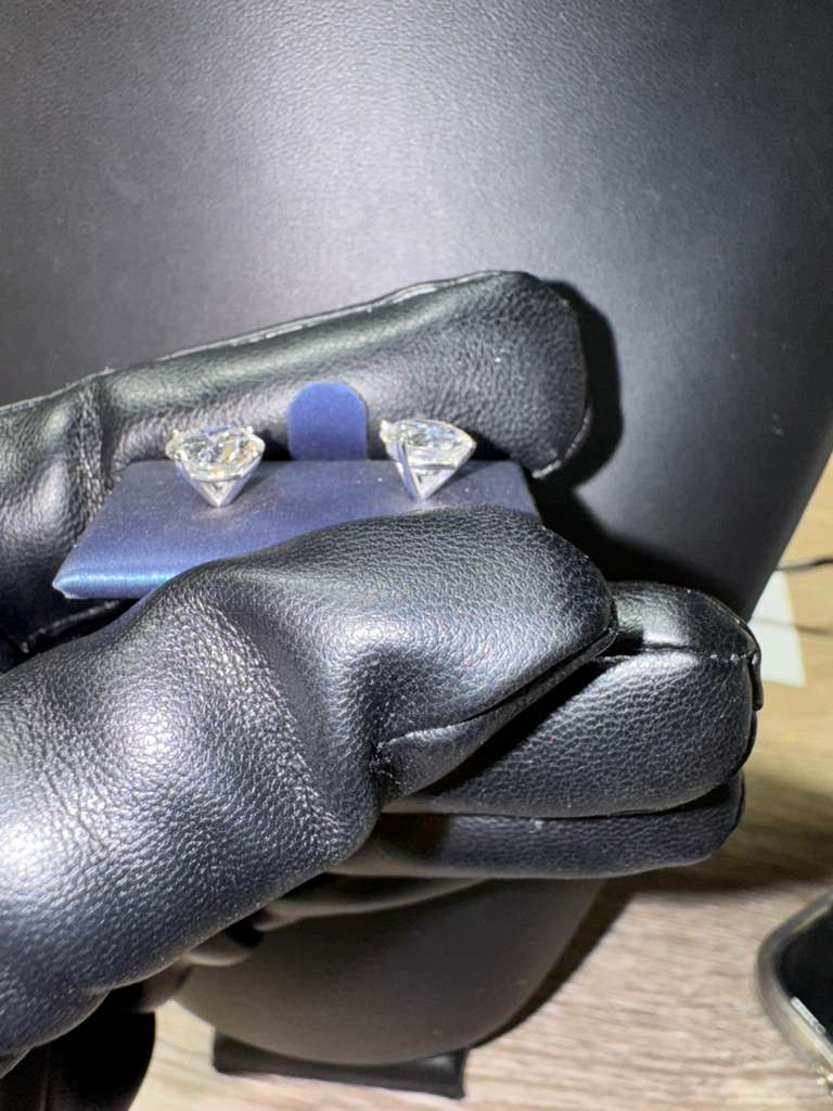 6CT Classic Brilliant Studs in 14K White Gold