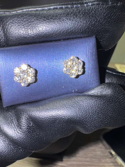 Gold VS Diamond Flower Earrings