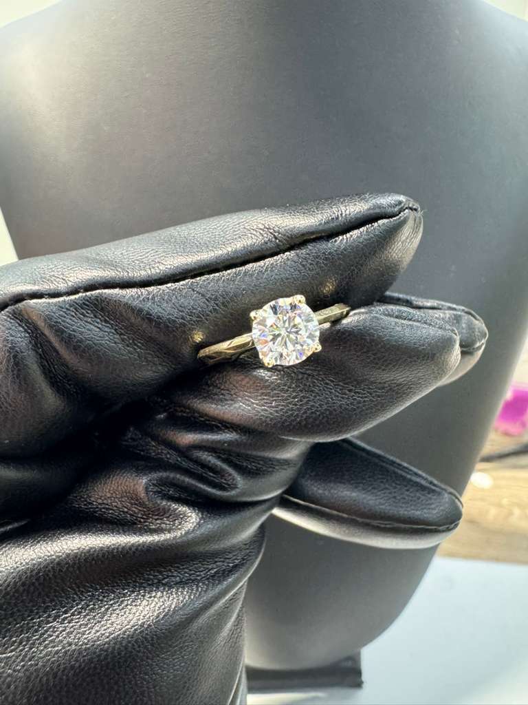 Classic Solstice Solitaire Ring