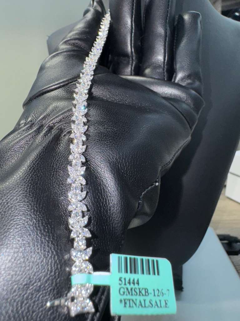 Eternity Bloom Diamond Tennis Bracelet