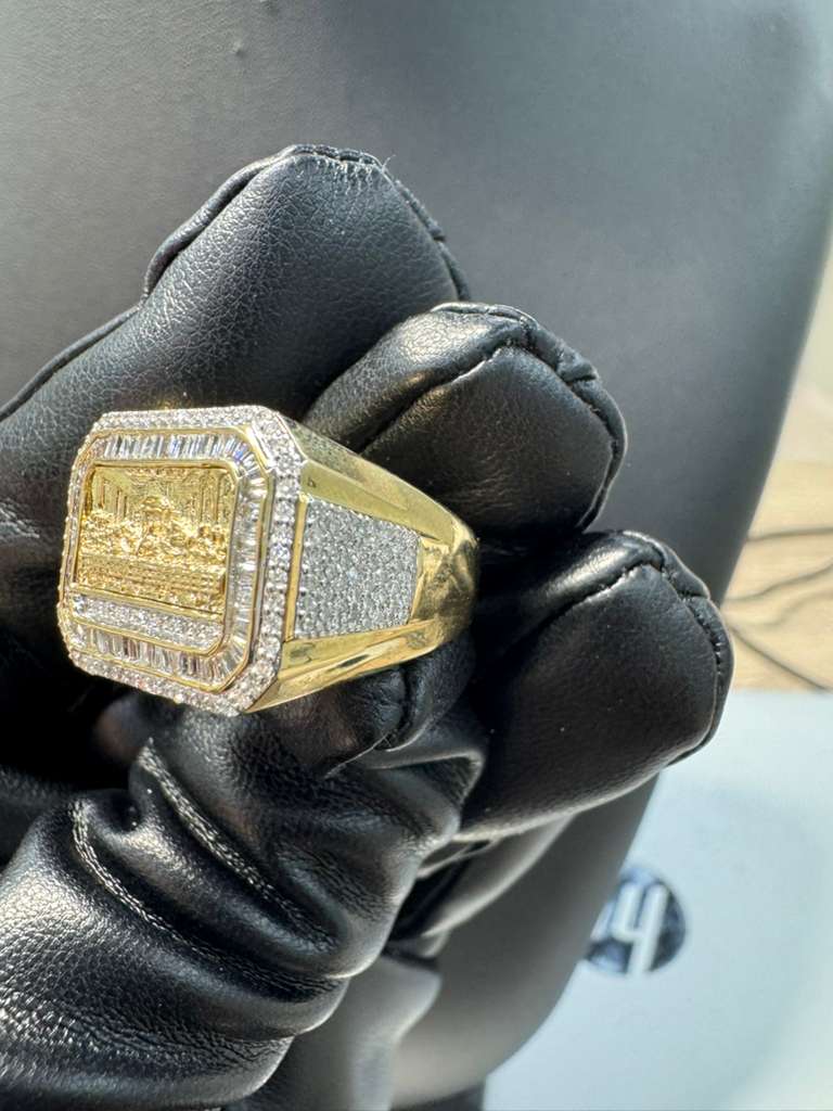 Divine Supper Diamond Ring