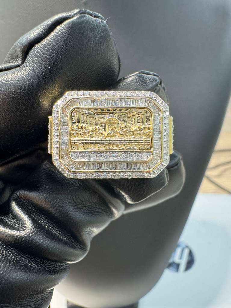 Divine Supper Diamond Ring
