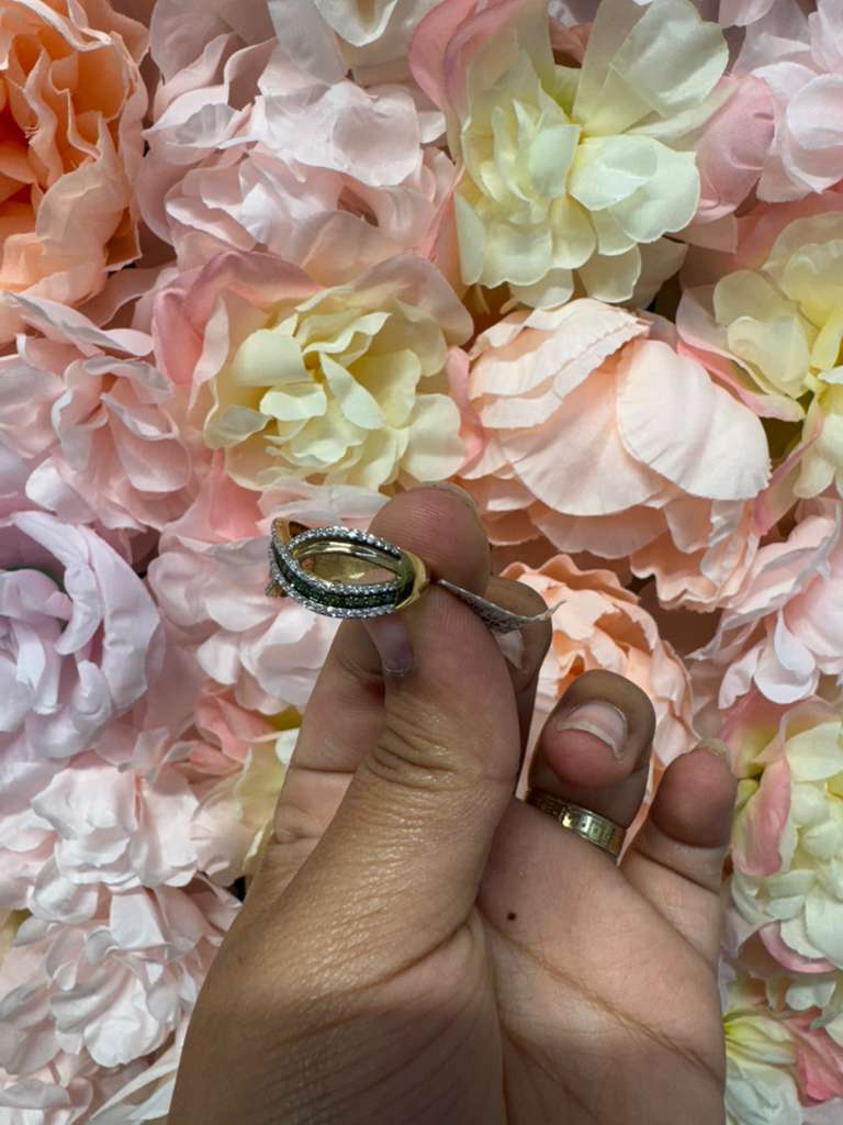 Classic Spark Diamond Ring