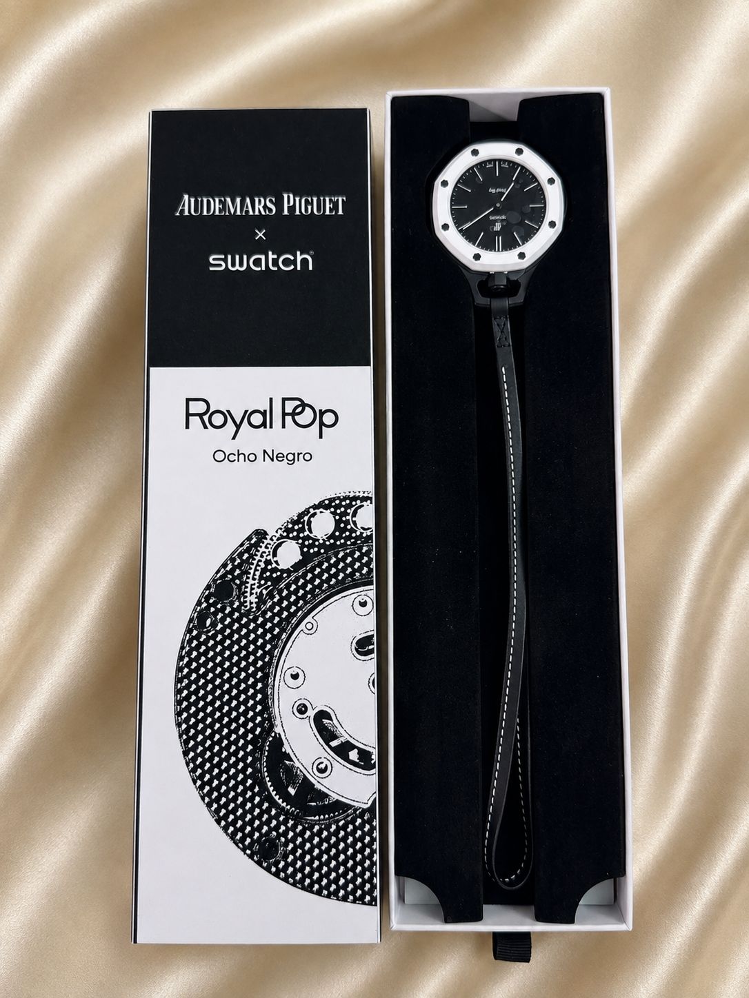 Royal Pop Black & White Edition Female Watch