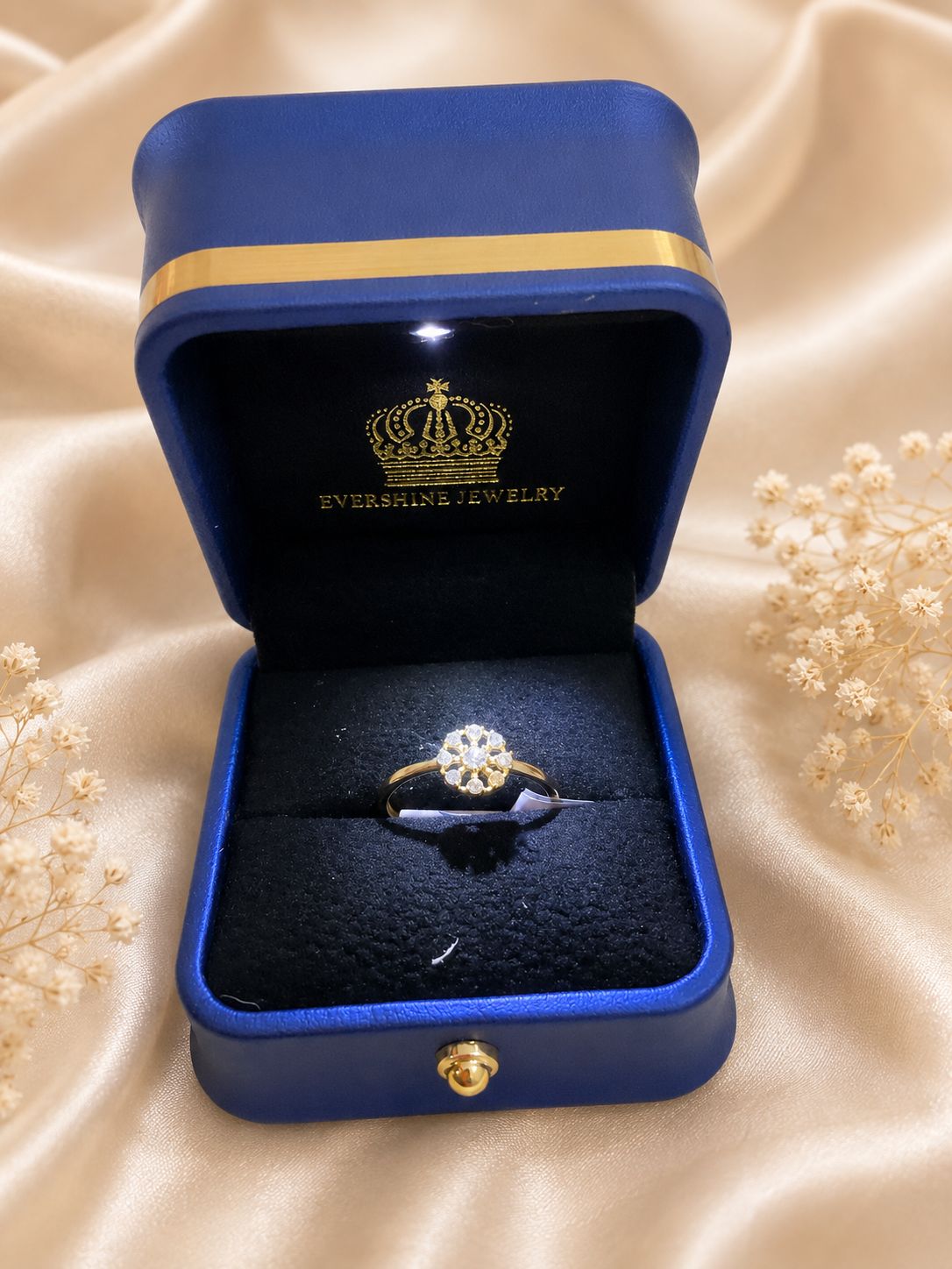 10K Yellow Gold CZ Floral Cluster Ring Size 7 Sparkling Flower Design