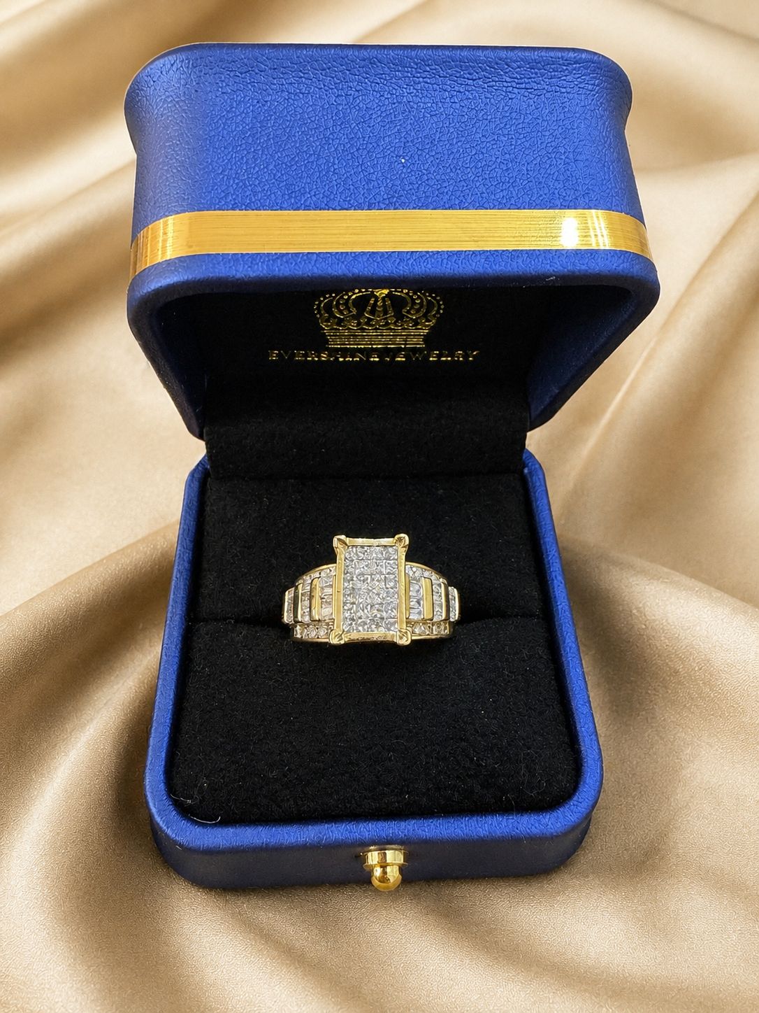 10K Yellow Gold Diamond Men’s Ring Baguette & Round Diamond Statement Ring