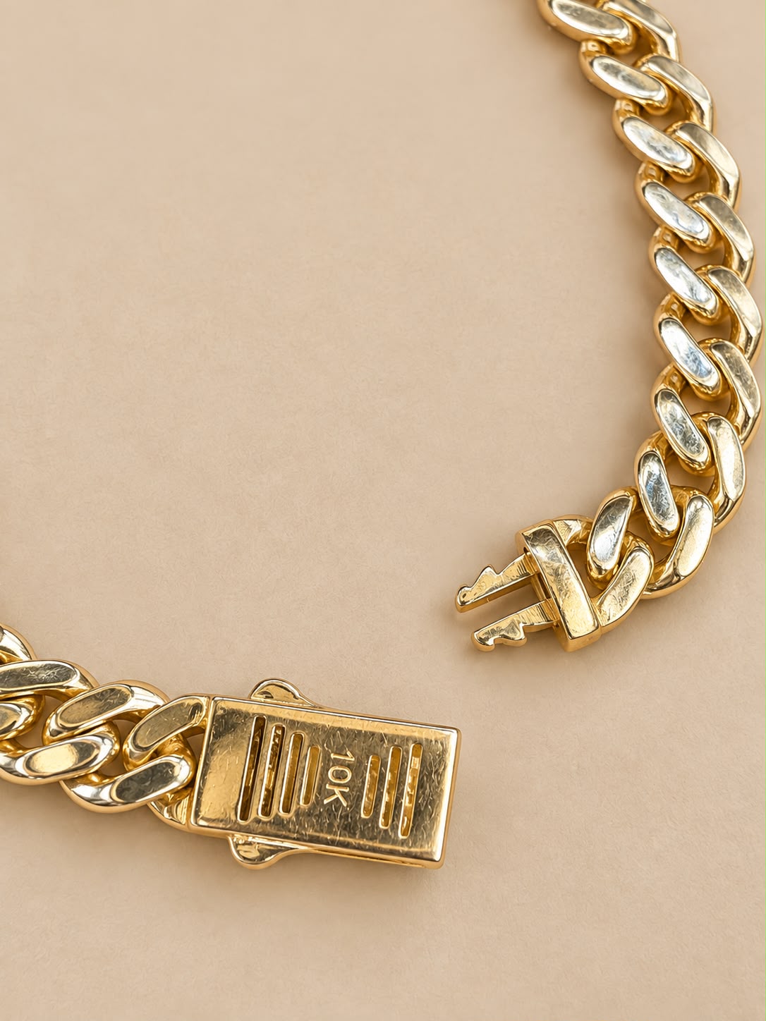 10K Yellow Gold Monaco Bracelet 7.3mm 8” – 7.5 Grams