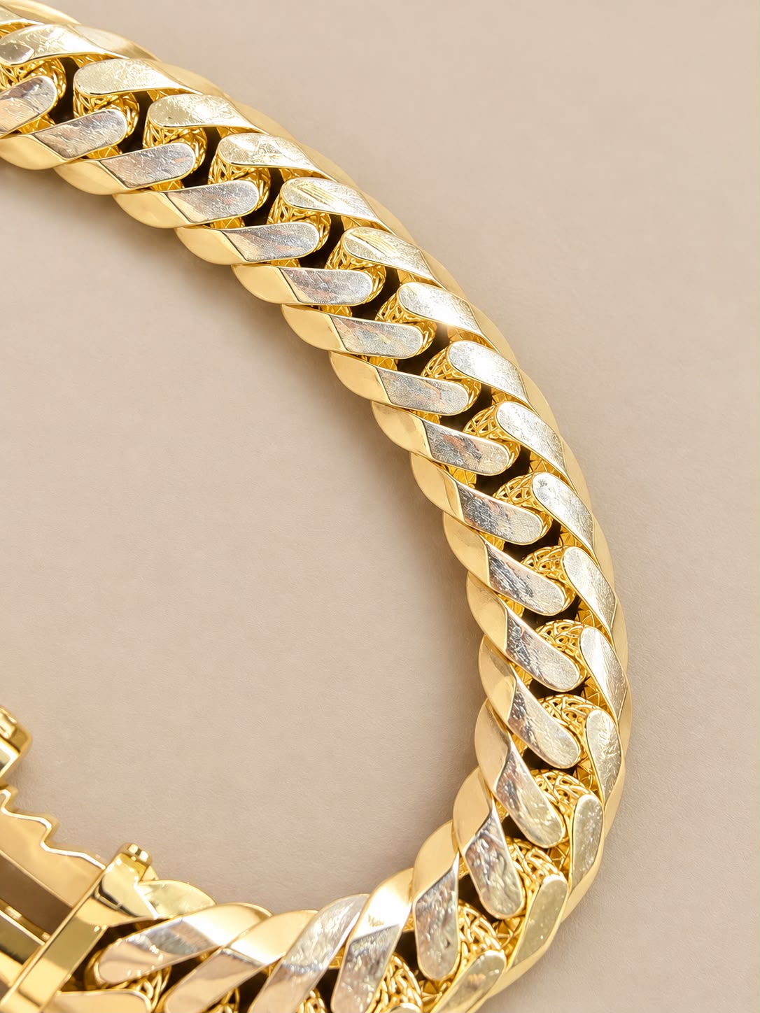10K Yellow Gold Miami Cuban Link Bracelet 8.5” 11mm 18.9 Grams