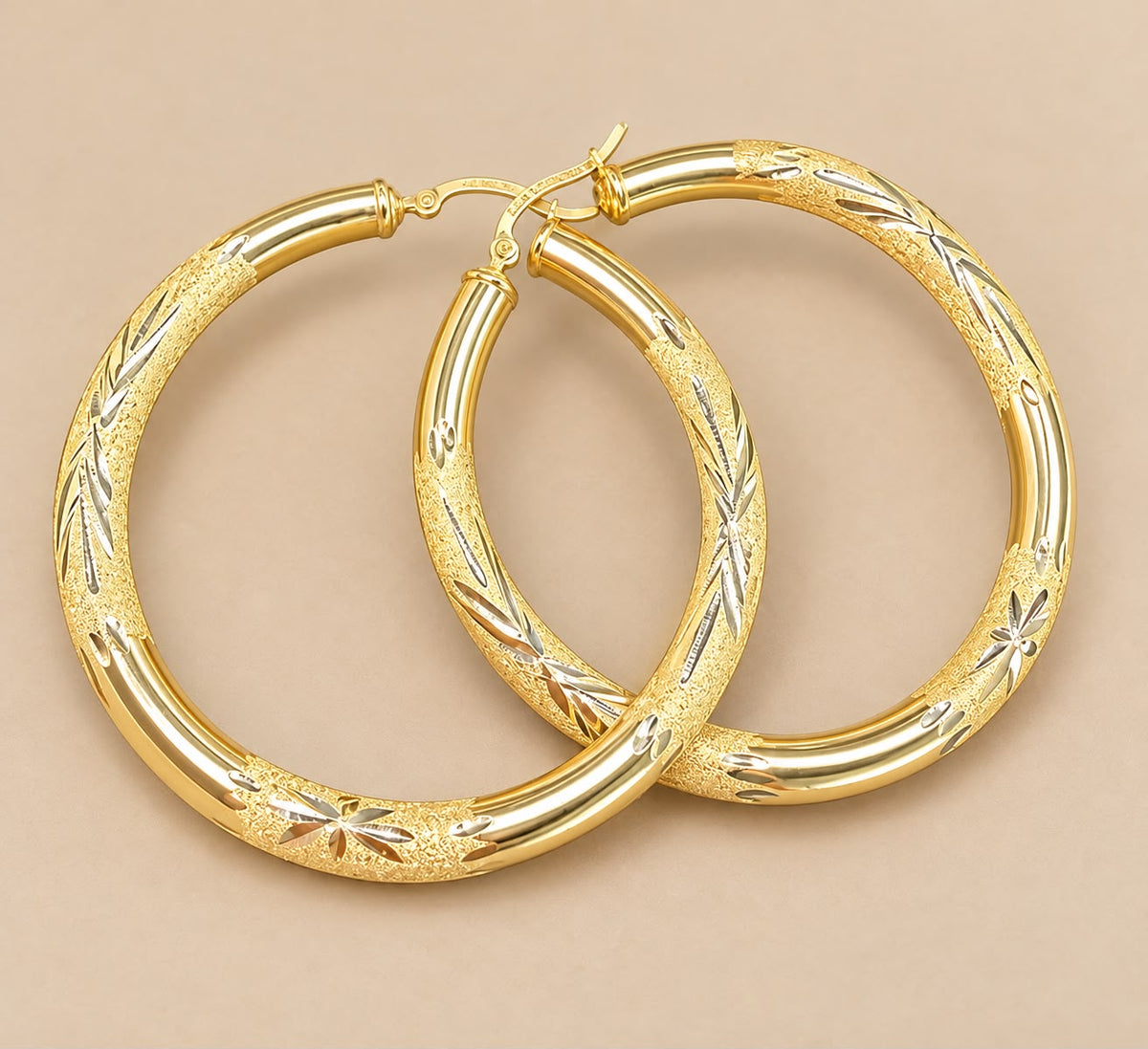 10K Yellow Gold 2 Inch Diamond Cut Floral Hoop Earrings Women’s 7.73 Grams