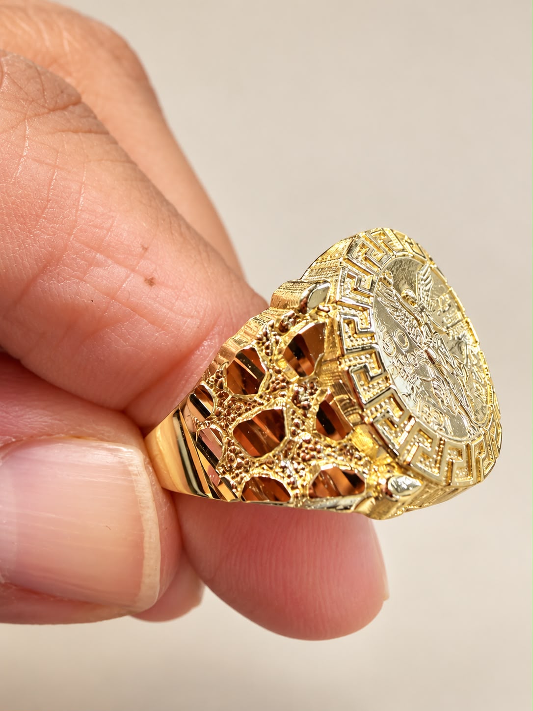 10K Yellow Gold Men’s 50 Pesos Mexican Coin Ring Angel Diamond Cut Size 12.5
