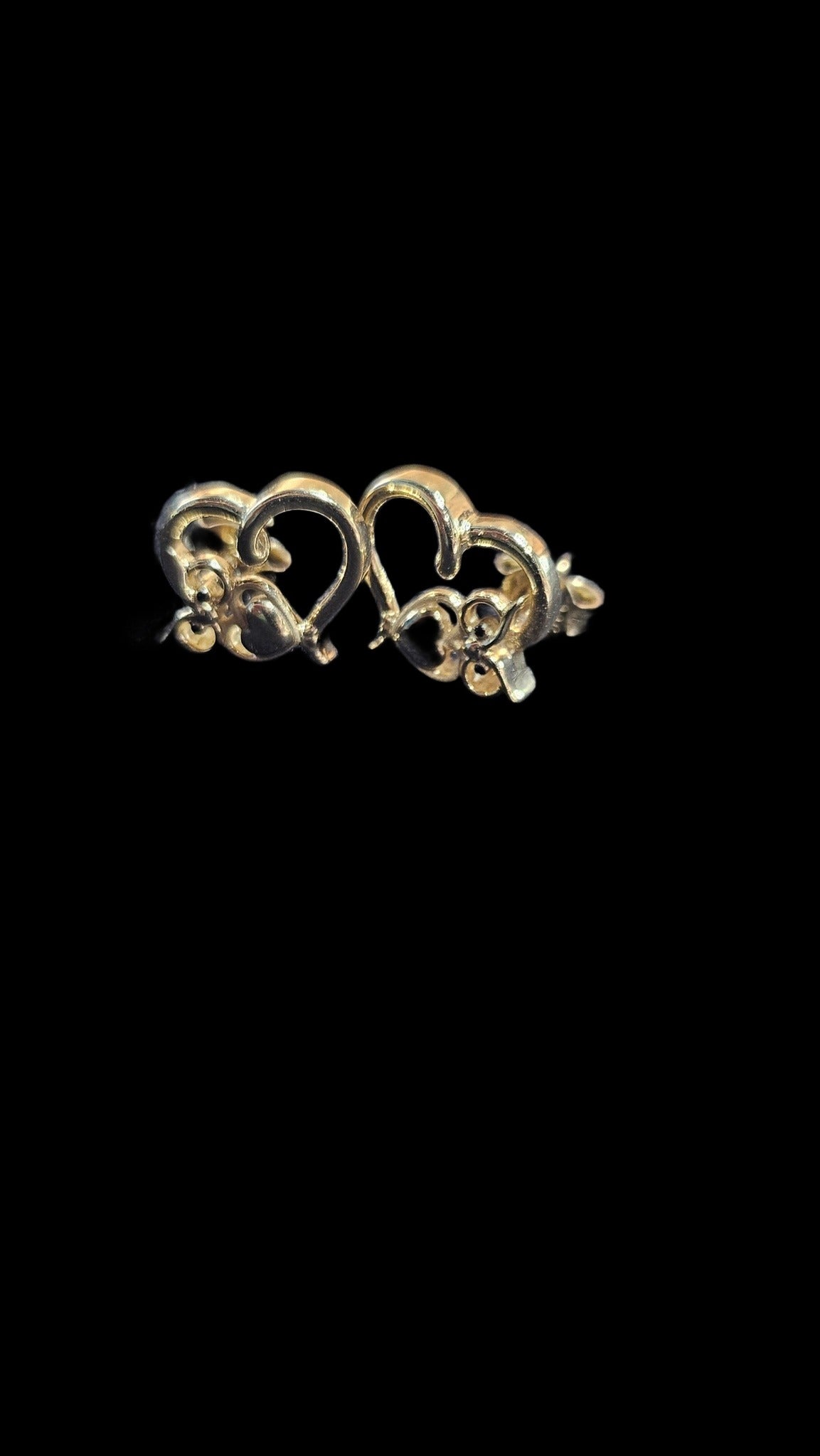 Heart studs