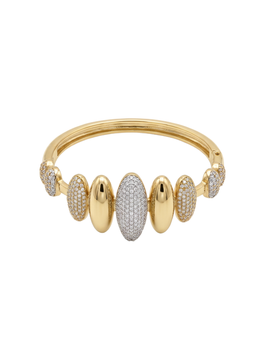 Stylish oval bracelet