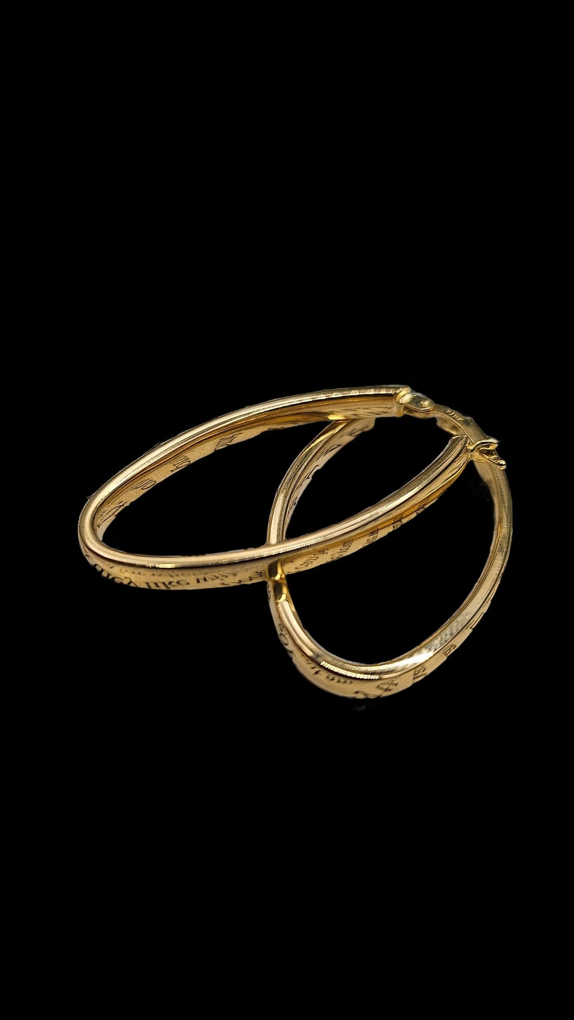 Oval hoops