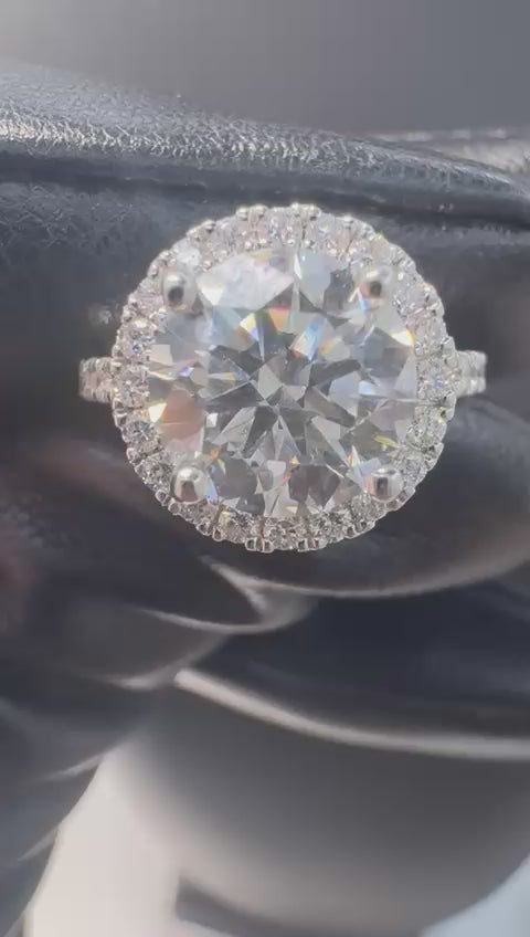 Halo Circle Diamond Ring