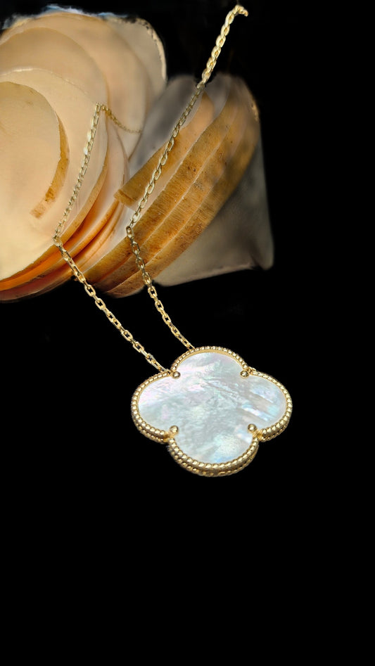 White flower necklace